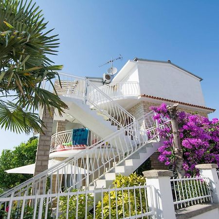 Apartment Rajna Биоград на Мору Екстериор снимка