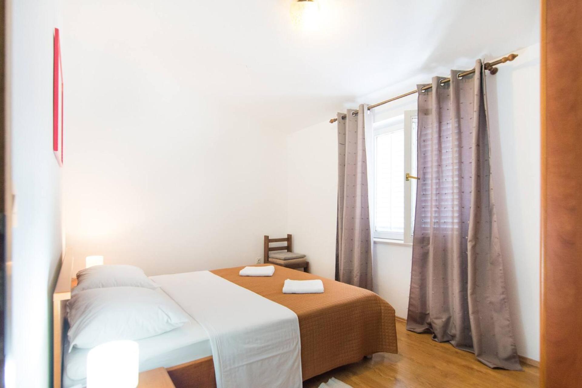 Apartment Rajna Биоград на Мору Екстериор снимка