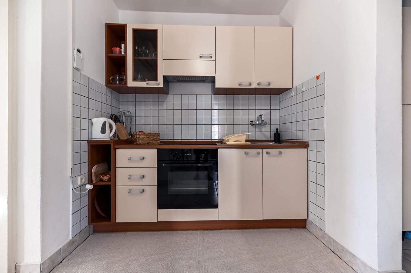 Apartment Rajna Биоград на Мору Екстериор снимка