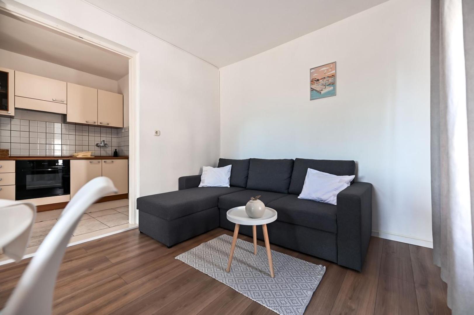 Apartment Rajna Биоград на Мору Екстериор снимка
