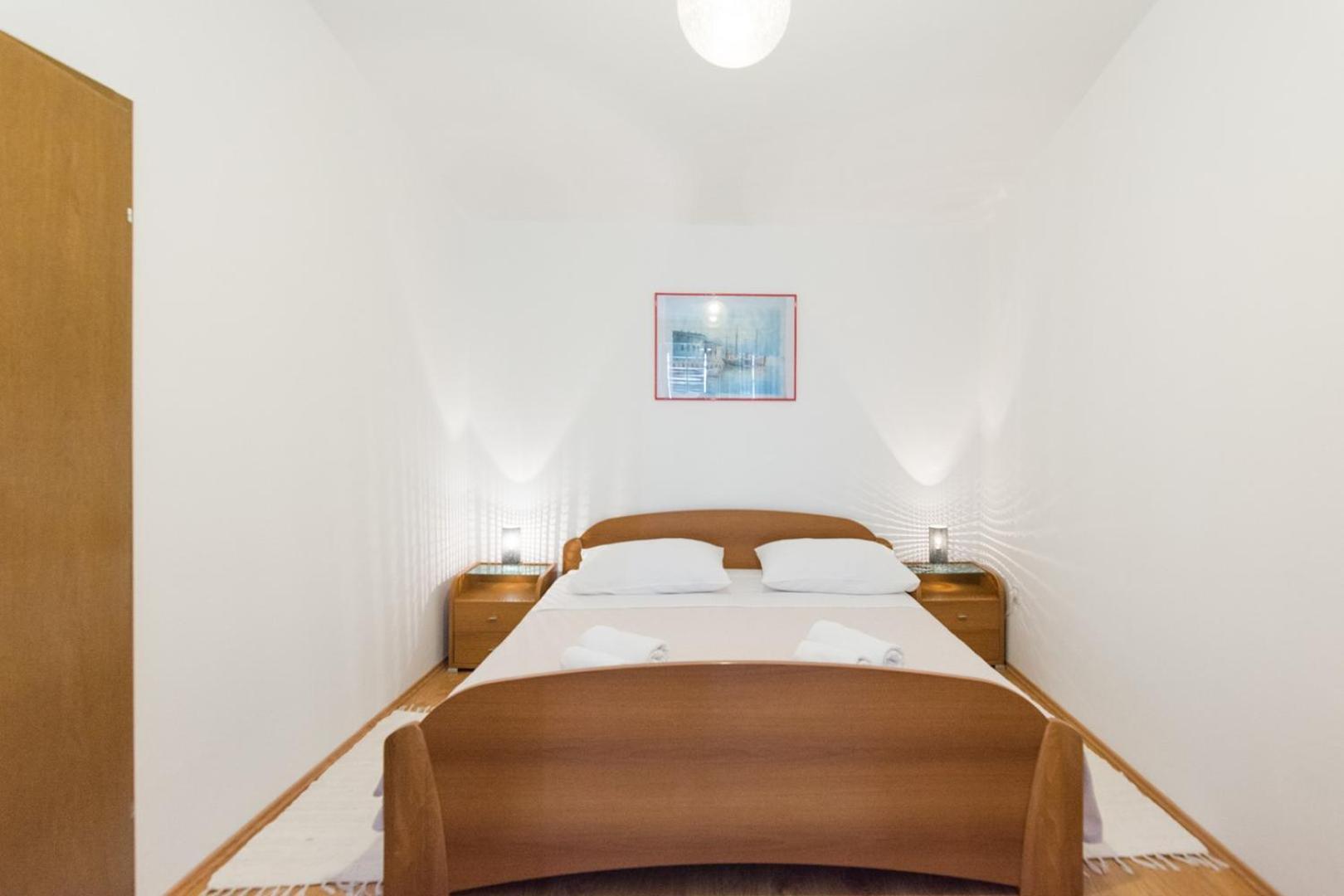 Apartment Rajna Биоград на Мору Екстериор снимка